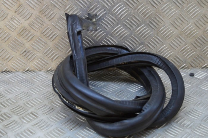 Garnitura ușă dreapta față PORSCHE BOXSTER 986 2001 OEM: 98653790200,986.537.902.00 | 21400355