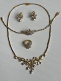 SET - Colier + Bratara + Inel + Cercei - AUR galben si alb - 18K - 71.5g - 497lei/gr.