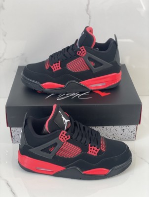 Jordan 4 foto