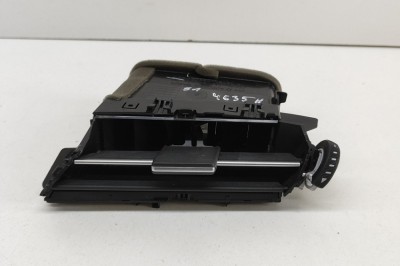 Gura de ventilație planșa de bord TOYOTA SIENNA _L4_ 2020 OEM: 55680-08050,55680-08060 27350077 foto