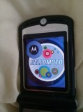 MOTOROLA 0168,Telefon vechi de colectie cu incarcator,stare conform foto,T.GRAT