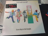 VINIL LP Starship &lrm;&ndash; Knee Deep In The Hoopla (VG+)