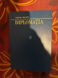 Diplomatia : scoli si institutii ed. a ii-a 1975 / Mircea Malita