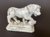 Sculptura animaliera din marmura, sfarsit de secol 19, Leul Medici, Italia