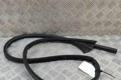 Garnitura ușă dreapta față TESLA MODEL Y 2022 OEM: 1497678-00-B | 23131751 foto