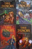 LOT 4 CARTI TARA DUNCAN. CARTEA INTERZISA. SCEPTRUL BLESTEMAT. DRAGONUL RENEGAT. MAGICIENII SORTITORI-SOPHI-249222