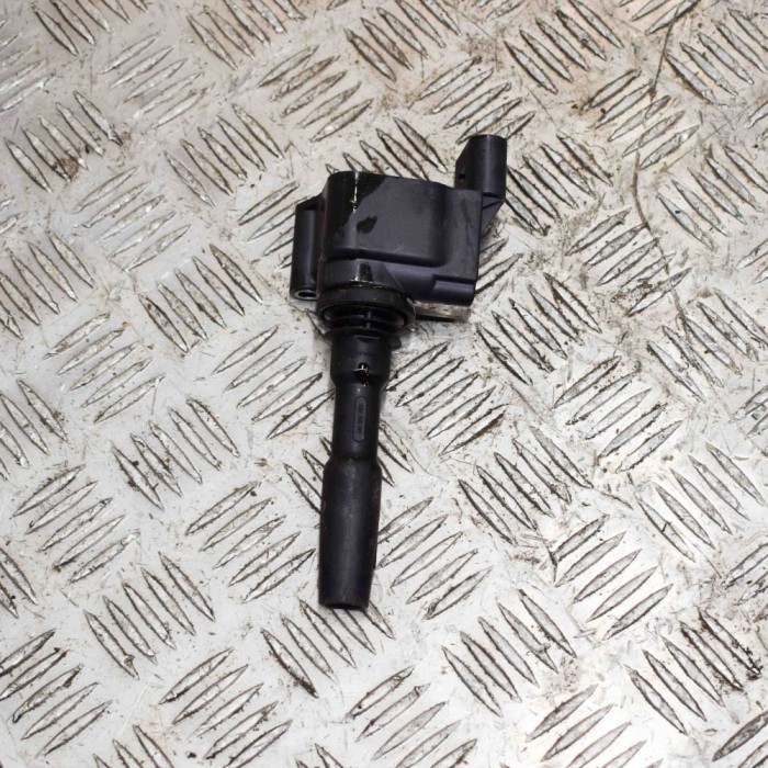 Bobina de inducție de &icirc;naltă tensiune VW GOLF VII 5G1, BQ1, BE1, BE2 2019 OEM: 05E905110,77640004 13961947
