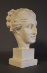Statueta alabastru Higia Hygiea Higeea zeita sanatatii si a curateniei la greci foto