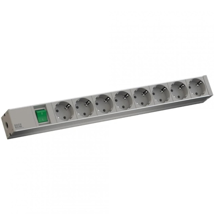 Bachmann IT PDU 8 x prize Schuko, 1x Switch