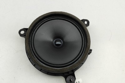Difuzor ușă dreapta spate TOYOTA YARIS CROSS MXP_ 2024 OEM: 86160-0D450 | 31546839 foto
