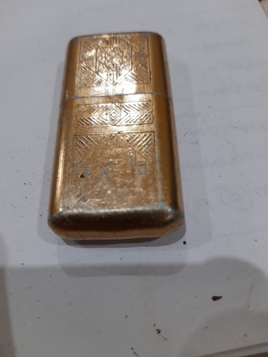 bricheta pe benzina de colectie