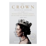 Cumpara ieftin The Crown carte Robert Lacey Regina Elisabeta a II-a familie regala britanica istorie moderna Regatul Unit serial succes