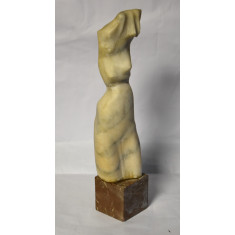 Statueta nud / Silueta feminina sculptura in marmura alba - artist roman