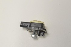 Senzor de impact dreapta față BMW 3 F30, F80 2014 OEM: 9217711 2130284