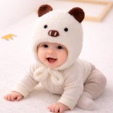 Caciulita alba pentru bebelusi - Teddy (Marime Disponibila: 6-9 luni)