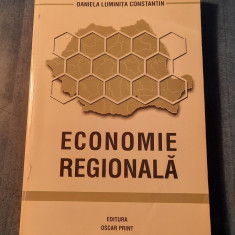 Economie regionala Daniela Luminita Constantin cu autograf