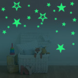 Cumpara ieftin Set of 27 stickere fosforescente - Stars glowing sticker