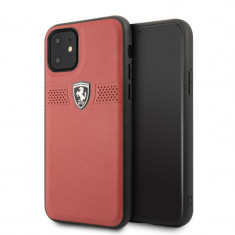 Husa Piele Ferrari Off Track Grained pentru Apple iPhone 11, Rosie FEOBAHCN61RE