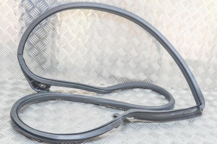 Garnitura ușă dreapta față AUDI A5 F53 2017 OEM: 8W6831708 | 12685636