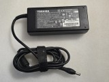 Incarcator laptop original Toshiba 19V 6.32A 120W mufa: 5.5 x 2.5mm PA5083E-1AC3