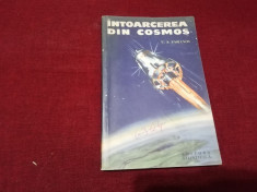 V A PARFENOV - INTOARCEREA DIN COSMOS foto