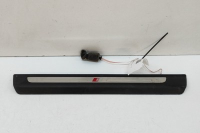 Ornament prag st&amp;acirc;nga față AUDI Q8 4MN 2024 OEM: 4M8947405A | 31871385 foto
