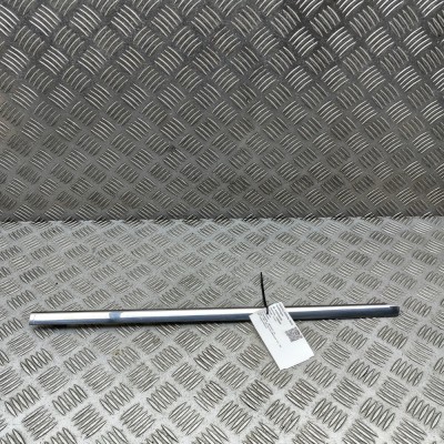 Chedar geam ușă dreapta spate MASERATI 425 1987 OEM: 327720616 foto