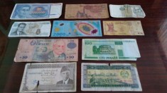10 bancnote rupte, uzate, cu defecte (cele din imagine) #4