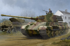 1:35 Pz.Kpfw.VI Sd.Kfz.182 Tiger II (Henschel 1944 Production) w/ Zimmerit 1:35 foto