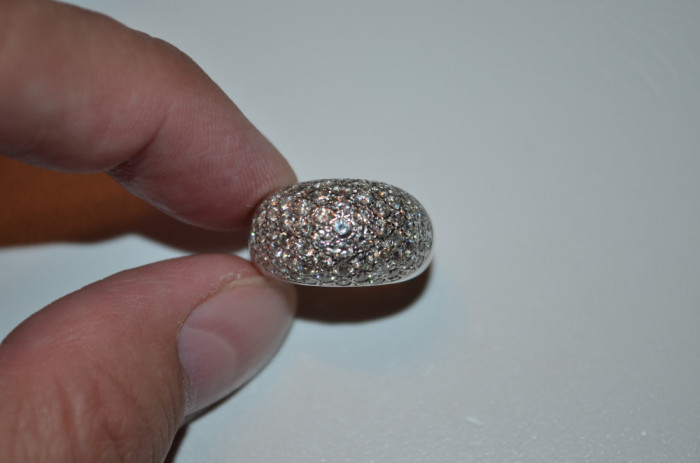 INEL AUR alb 18K + 70 Diamante = 2.5ct. - Model nou - Deosebit - 12g. !