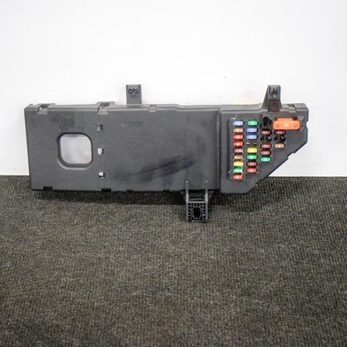 Panou de siguranțe SAAB 9-3 Estate YS3F 2007 OEM: 518820022,12798346 10666528