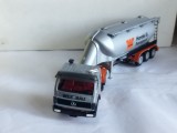 bnk jc Conrad - Mercedes-Benz silo semi-trailer truck - 1/50 - in cutie