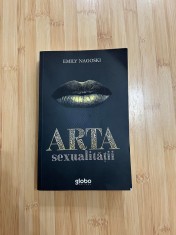 EMILY NAGOSKI - ARTA SEXUALITATII foto