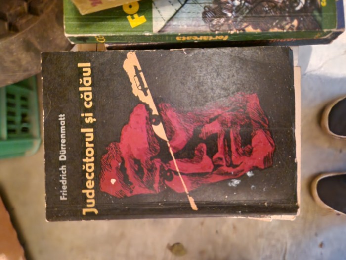 Judecătorul și călăul vintage
