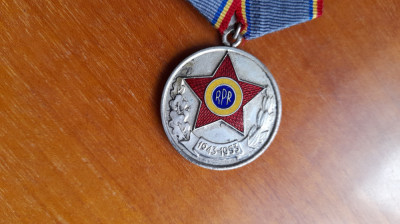 1953-Medalie A 10-a aniv.a fortelor armate RPR foto