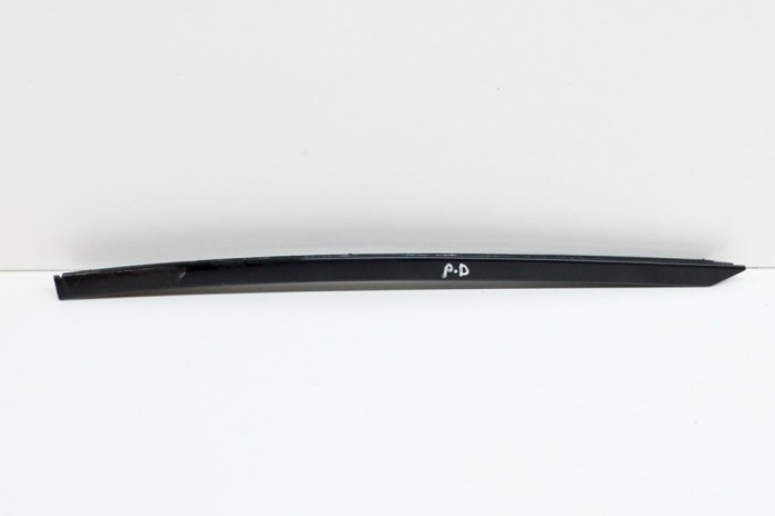Ornament vertical parbriz dreapta BMW 2 Cabrio F23 2016 OEM: 7358452 | 13731811