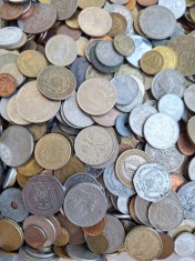 LOT peste 2500 MONEDE STRAINE de la 1866 pana in zilele noastre (peste 10 Kg)