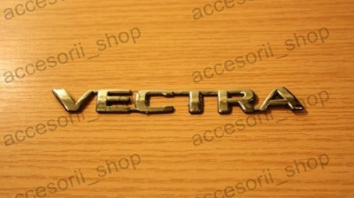 emblema scris VECTRA new foto