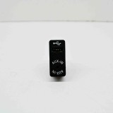 Port USB AUX BMW Seria 3 F30 F80 2012- Acustic Mufa Originala 9229246