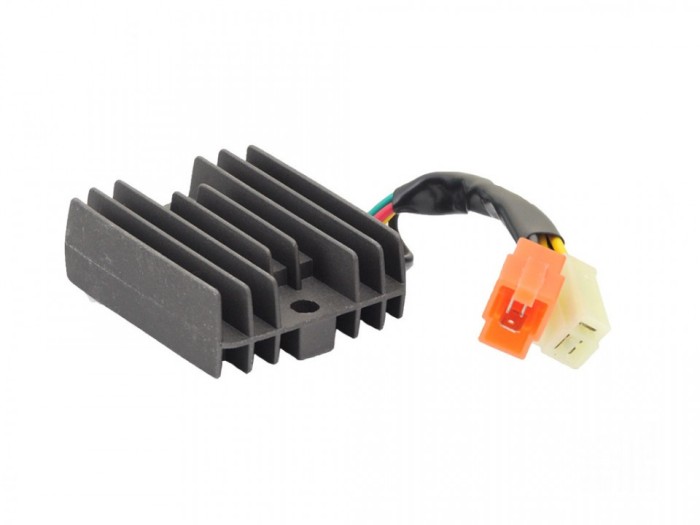 Regulator tensiune tip5 12V DC