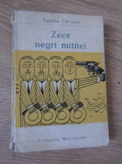 ZECE NEGRI MITITEI - AGATHA CHRISTIE foto