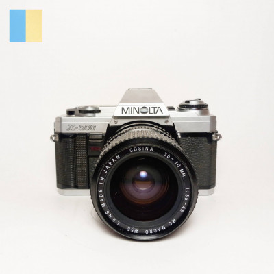 Minolta X-300 cu Cosina MC Macro 35-70mm f/3.5-4.5 foto