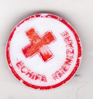 bnk ins Insigna Crucea rosie - Echipa igienizare foto