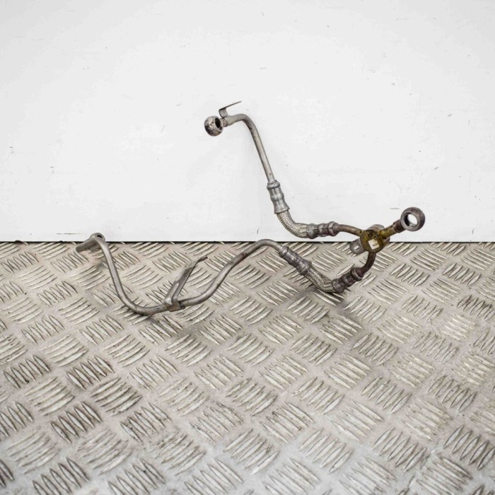 Furtun VW TRANSPORTER V T5 Minibus / passenger 2012