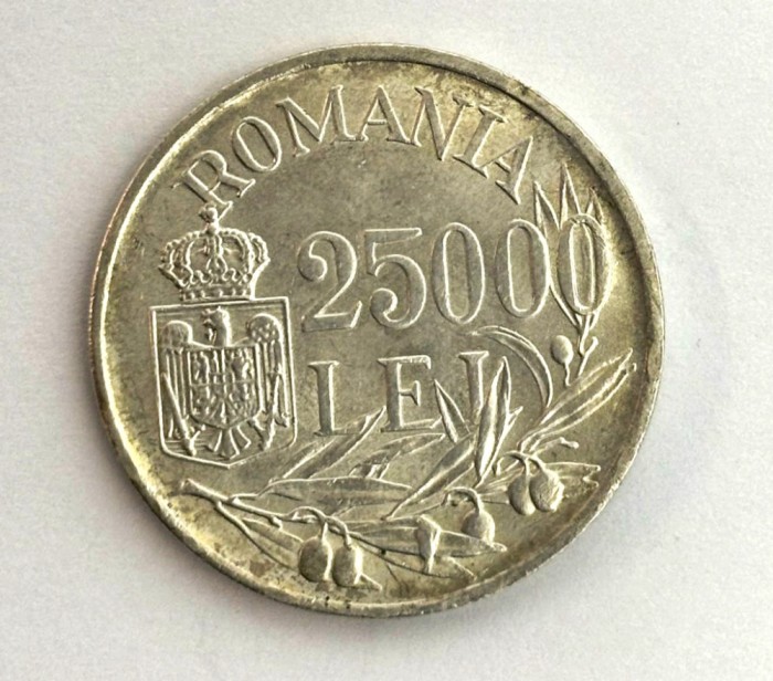 moneda din argint regele Mihai I - 25000 lei 1946 pentru colectie/botez //COMANDA MINIMA 2 MONEDE//