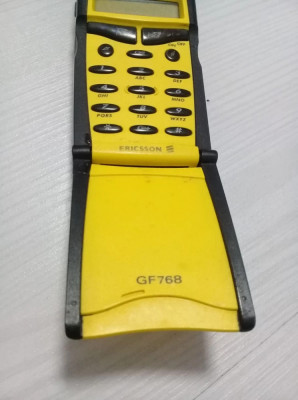 Telefon mobil ERICSSON GF768 VECHI Netestat/Necuratat/fara Incarcator,Colectie foto