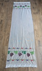 STERGAR VECHI DIN PLASA DE NYLON CU MODEL CUSUT MANUAL IN CRUCIULIȚE SI CROSET