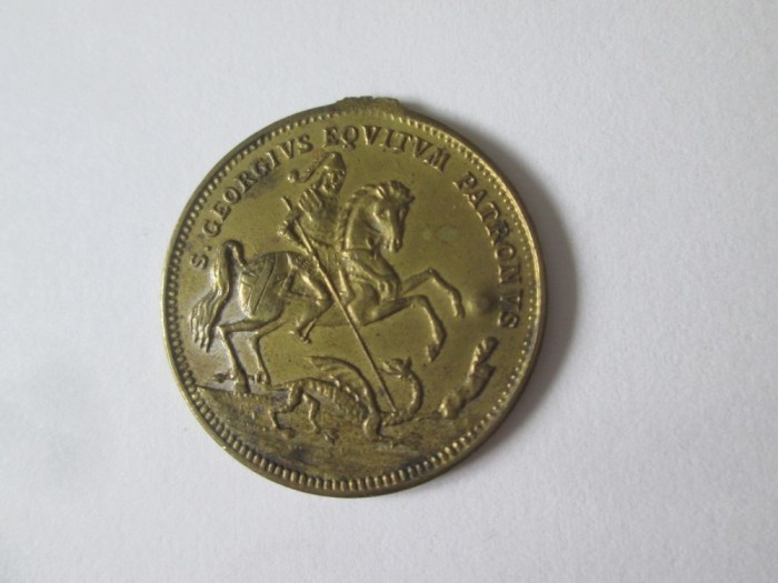 Medalion(amuleta/talisman) in limba latina:Sfantul Gheorghe protectorul cavalerilor si marinarilor din anii 20