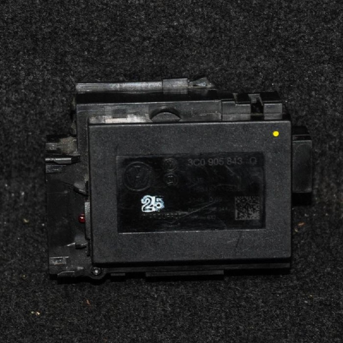 Butuc de contact VW PASSAT B6 3C2 2007 OEM: 3C0905843Q 2063122