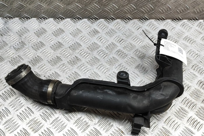 Furtun intercooler VW PASSAT B7 362 2011 OEM: 1K0145770AE,03G906051E,0281002977,1K0145762HB 29793160